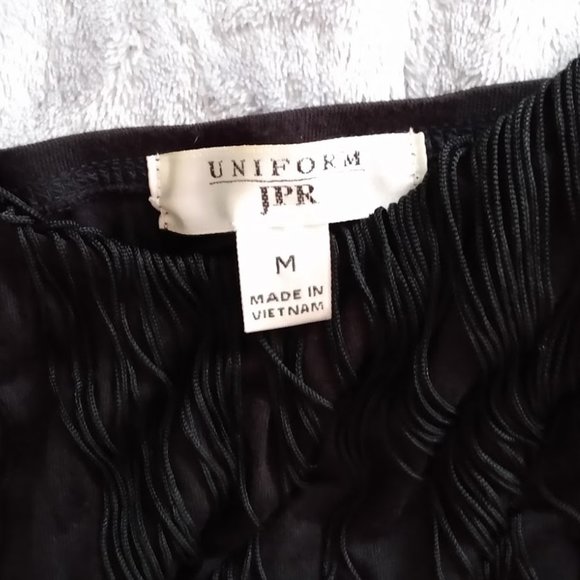 Black tank top with tassle detailing - Picture 3 of 7